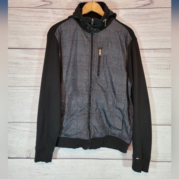 TOMMY Hilfiger Men's Zip Up Jacket Black and Grey Size Medium - Picture 1 of 6